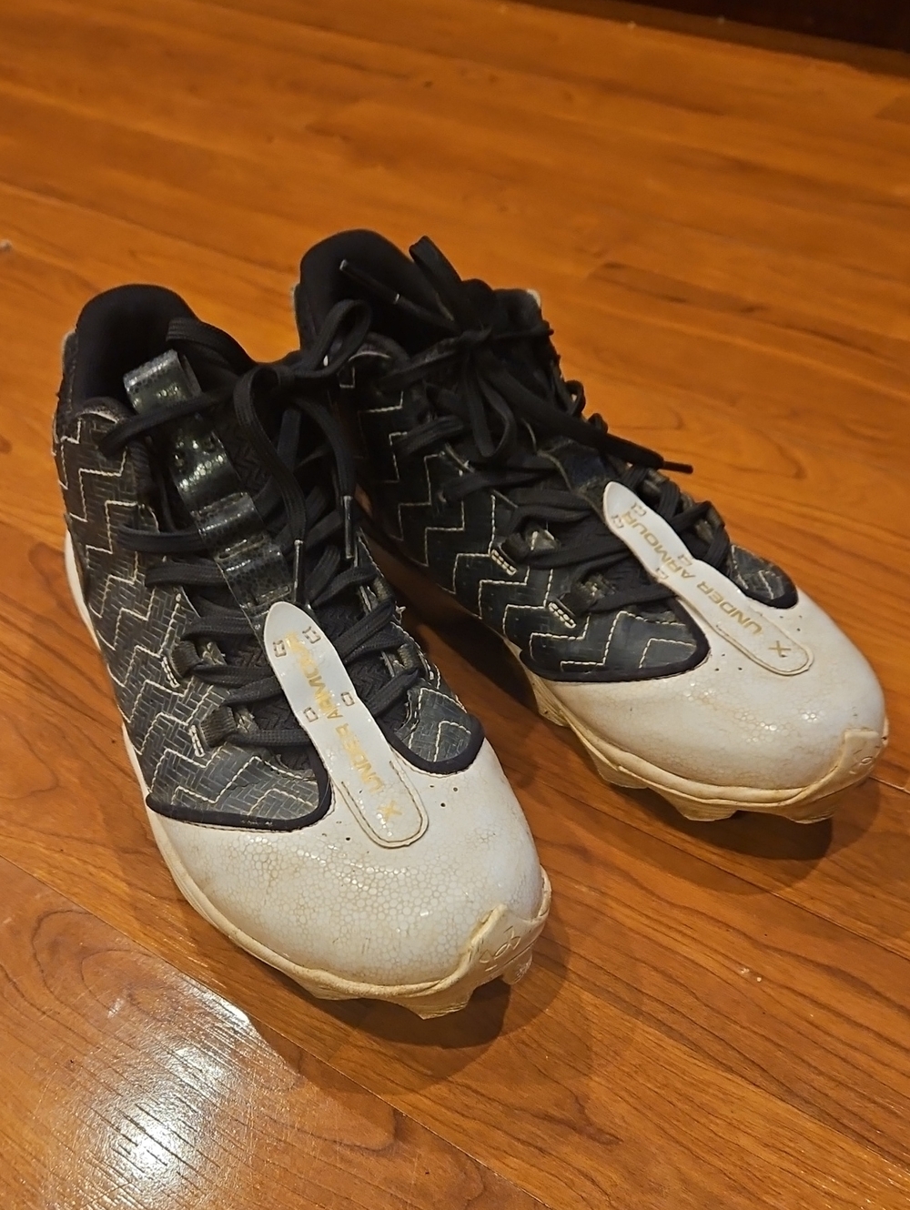 Under Armour Youth Harper 9 RM Baseball Cleats